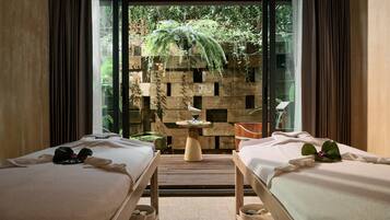 Couples treatment room(s), body treatments, aromatherapy