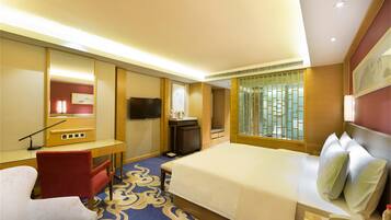 Deluxe Queen Room | View from room