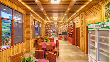 Breakfast, lunch, dinner served; local cuisine