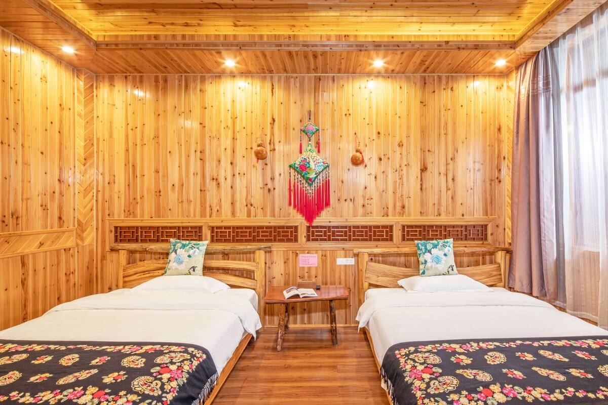 Featured View Twin Room | Desk, blackout curtains, soundproofing, free WiFi