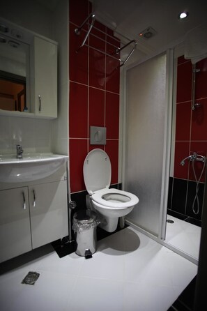 Shower, towels