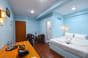 Superior Double Room, 1 Double Bed | Minibar, in-room safe, desk, blackout drapes - Okkala Hotel (Yangon)