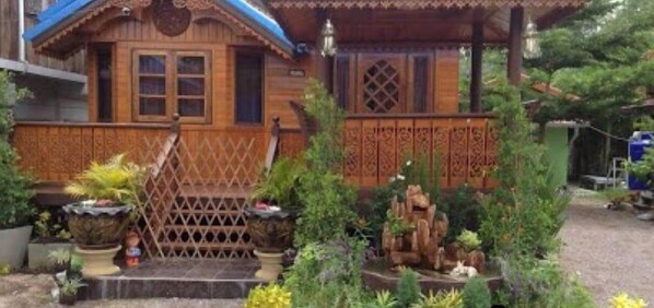 Family Room | Free WiFi - Baan Suan Hinghoy (Samut Songkhram)