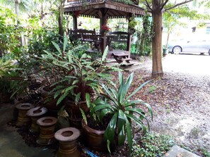 Gazebo - Baan Suan Hinghoy (Samut Songkhram)