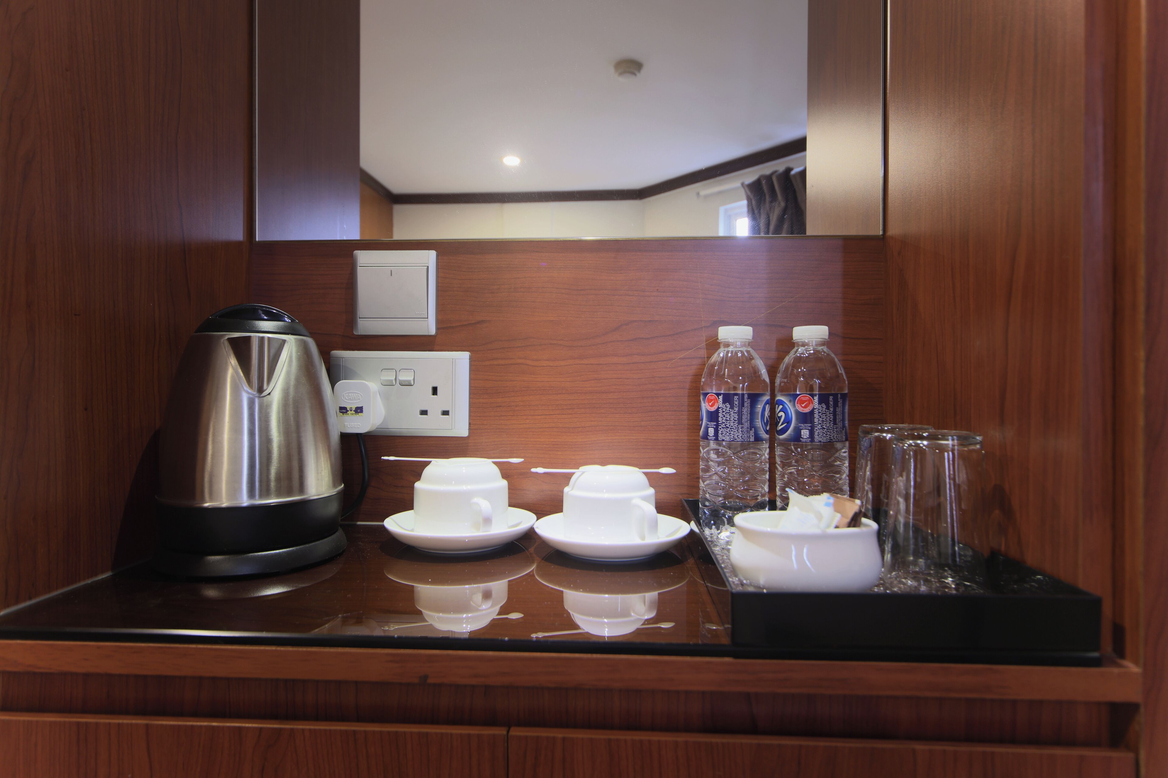 Single Room with Window | Room amenity