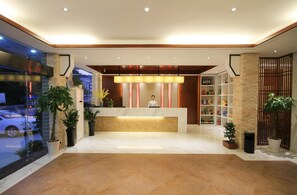 Reception - Huangshan Castle In The Sky Hotel (Huangshan)