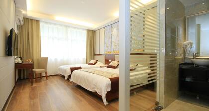 Huangshan Castle In The Sky Hotel