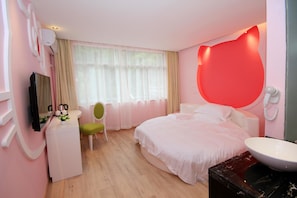 Romantic Room, 1 Queen Bed, Ensuite - Huangshan Castle In The Sky Hotel (Huangshan)
