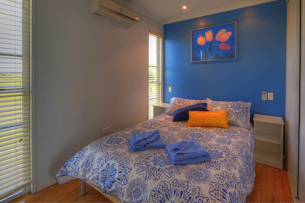 Villa superior | Tabla de planchar con plancha, cunas (de pago), wifi gratis