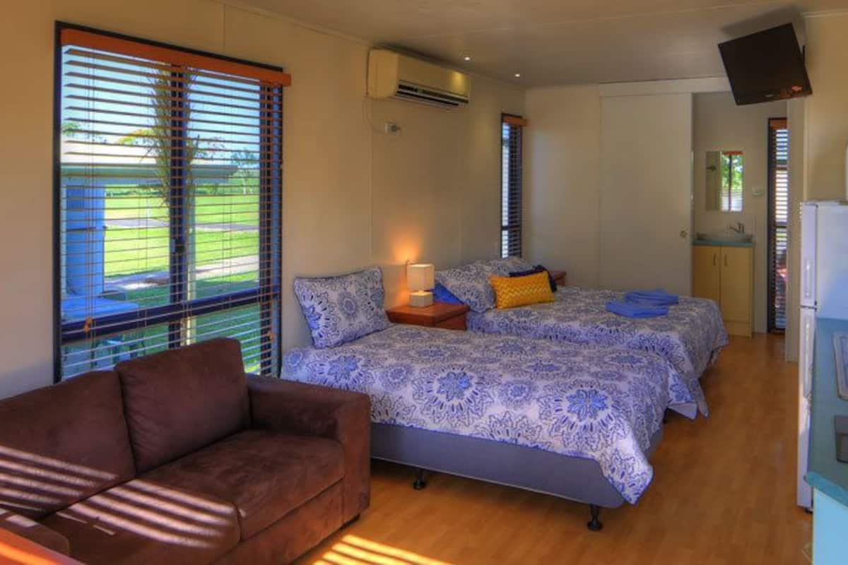 Cabaña superior | Tabla de planchar con plancha, cunas (de pago), wifi gratis