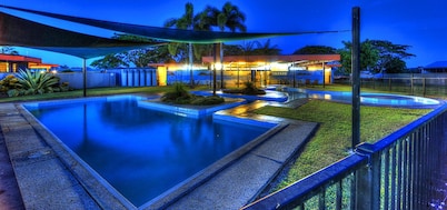 August Moon Caravan Park