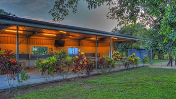 BBQ/picnic area