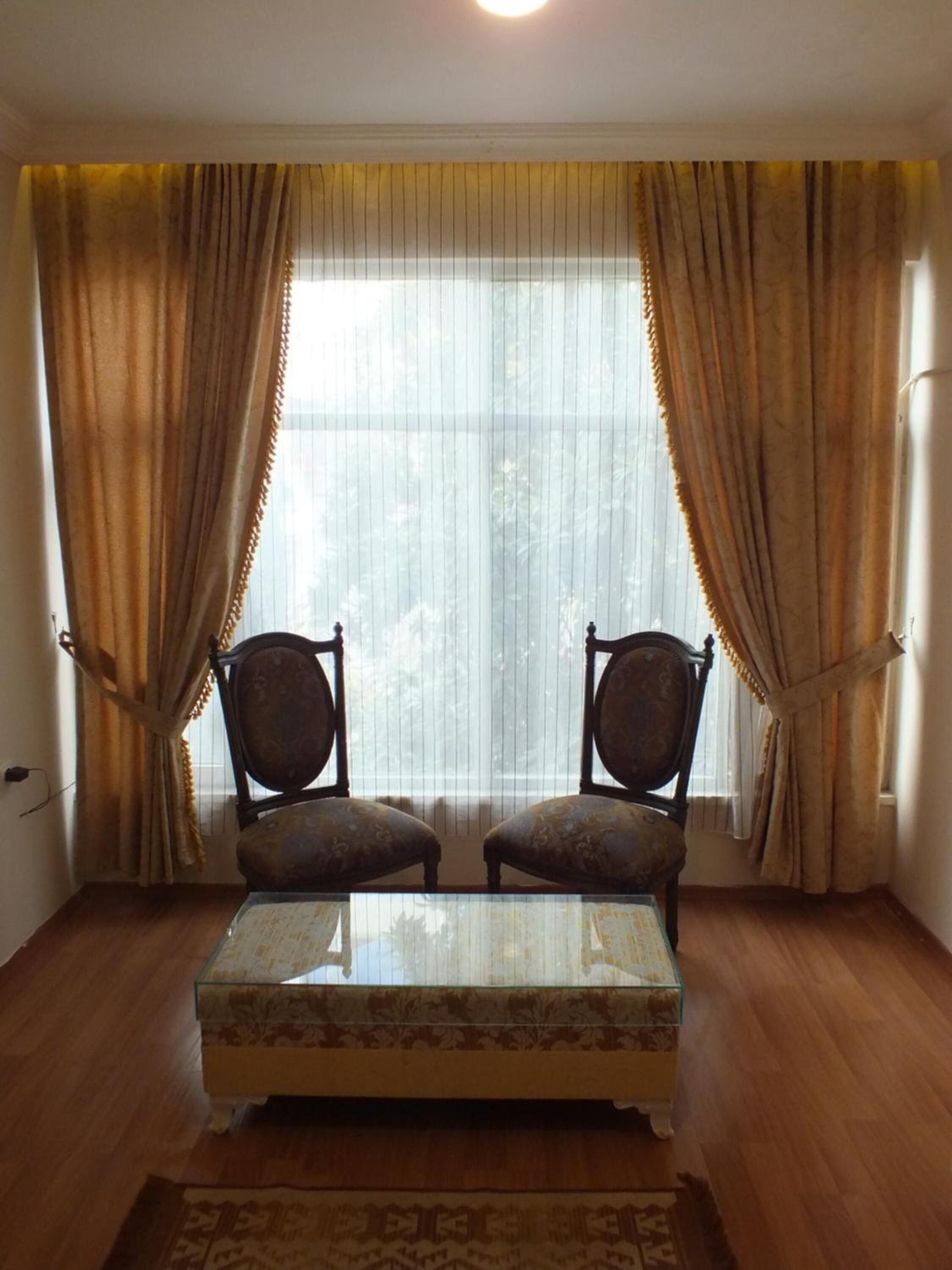 Foto - Uyar Palace