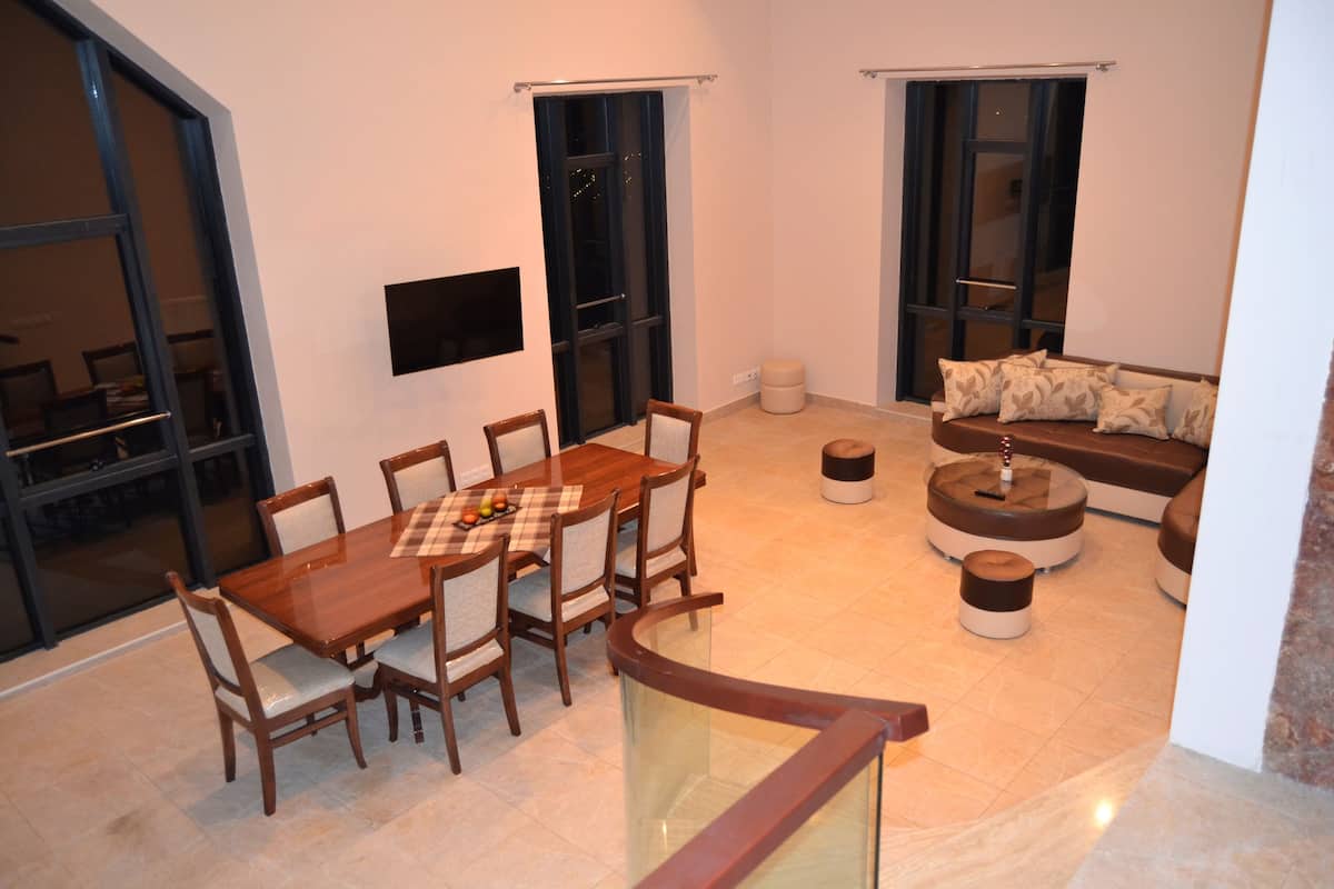 Villa, 3 Bedrooms | Living room | Flat-screen TV, table tennis