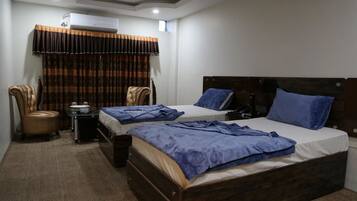 Desk, bed sheets