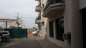 Property entrance - Hotel Swat Regency (Swat)