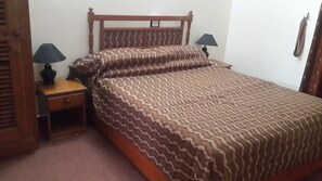 ダブルルーム | デスク