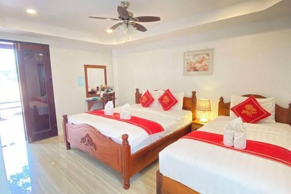 Minibar, in-room safe, desk, soundproofing