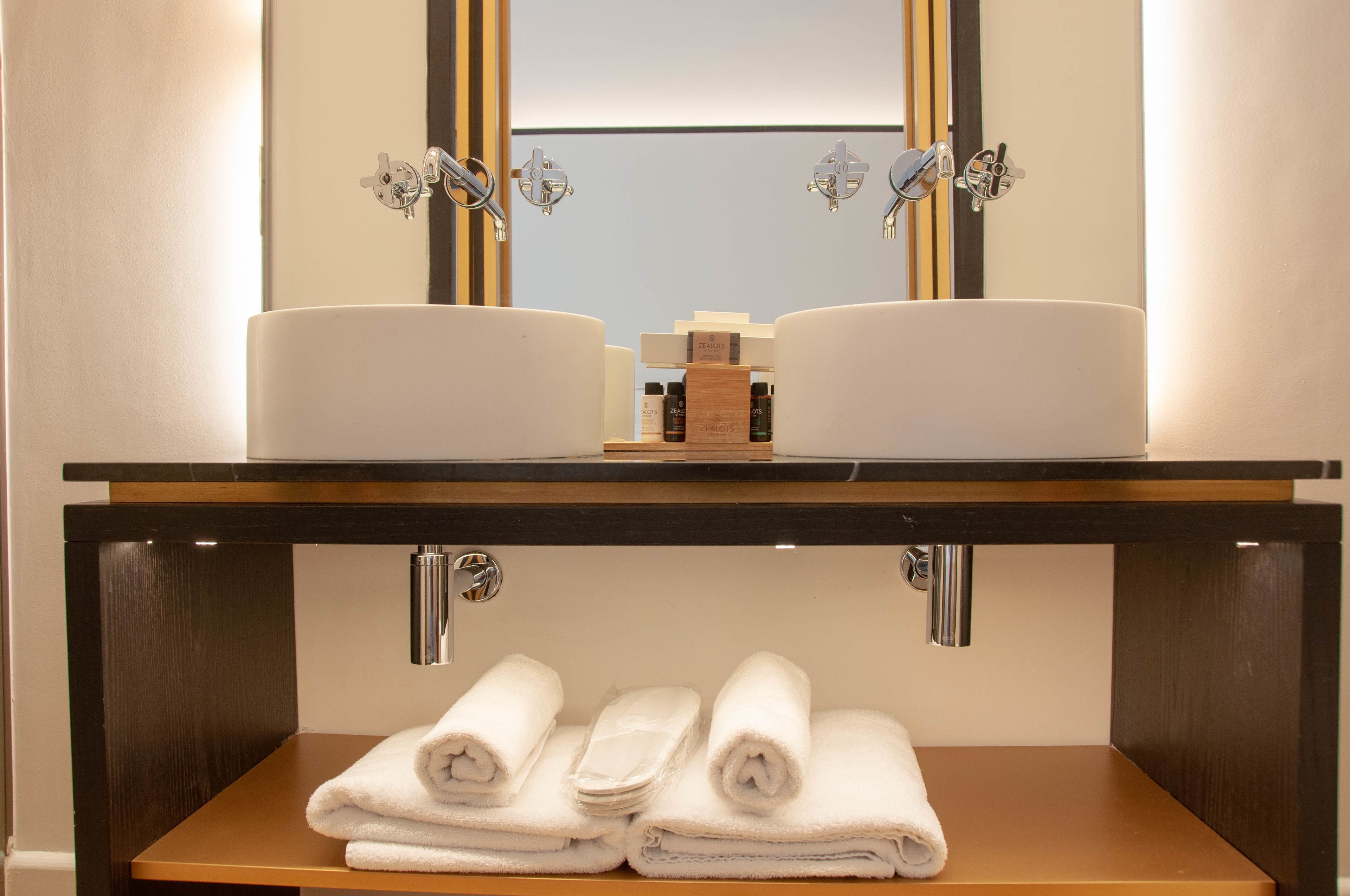 shower, free toiletries, hair dryer, bathrobes