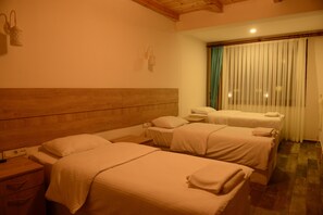 Standard-Vierbettzimmer