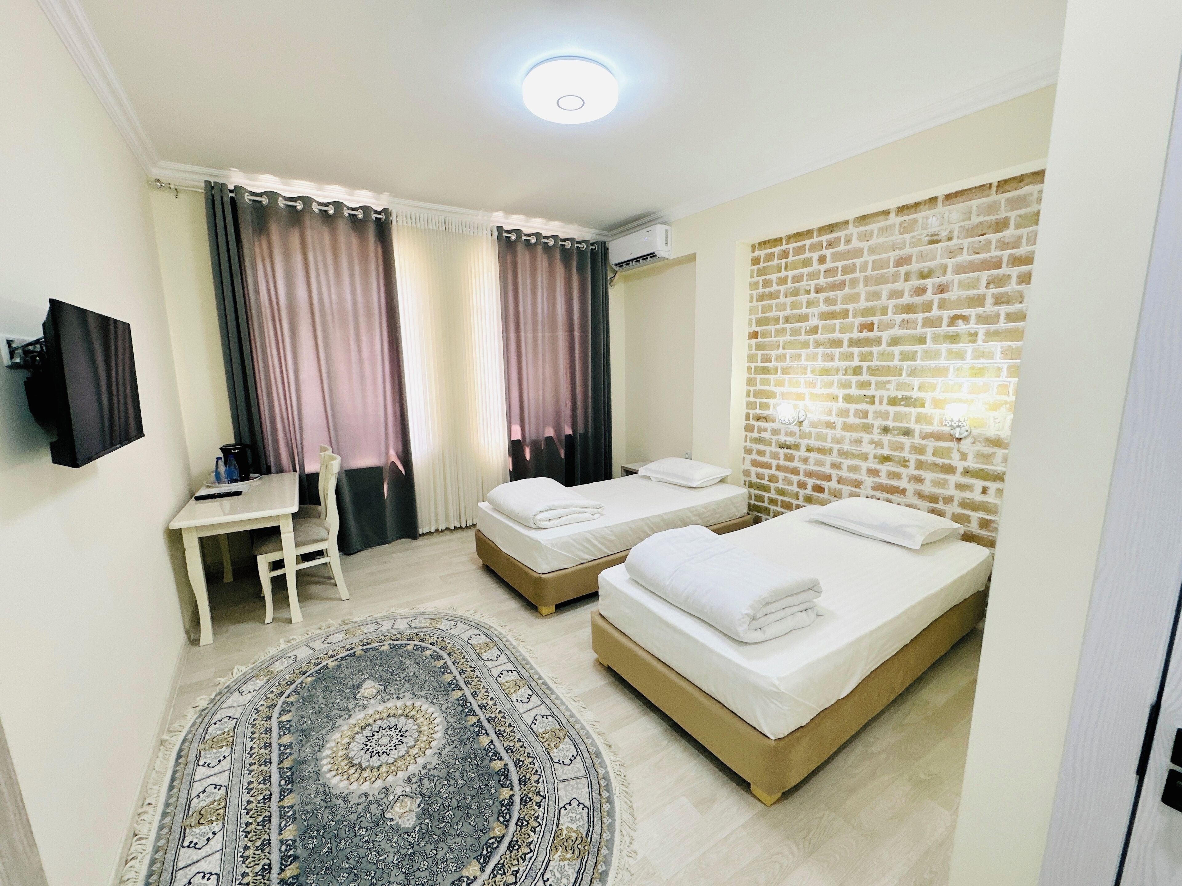 スーペリア ダブルまたはツインルーム | ノートパソコン用作業スペース、防音設備、アイロン / アイロン台、WiFi (無料)