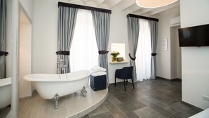Deluxe-Doppelzimmer | Komfortbadewanne