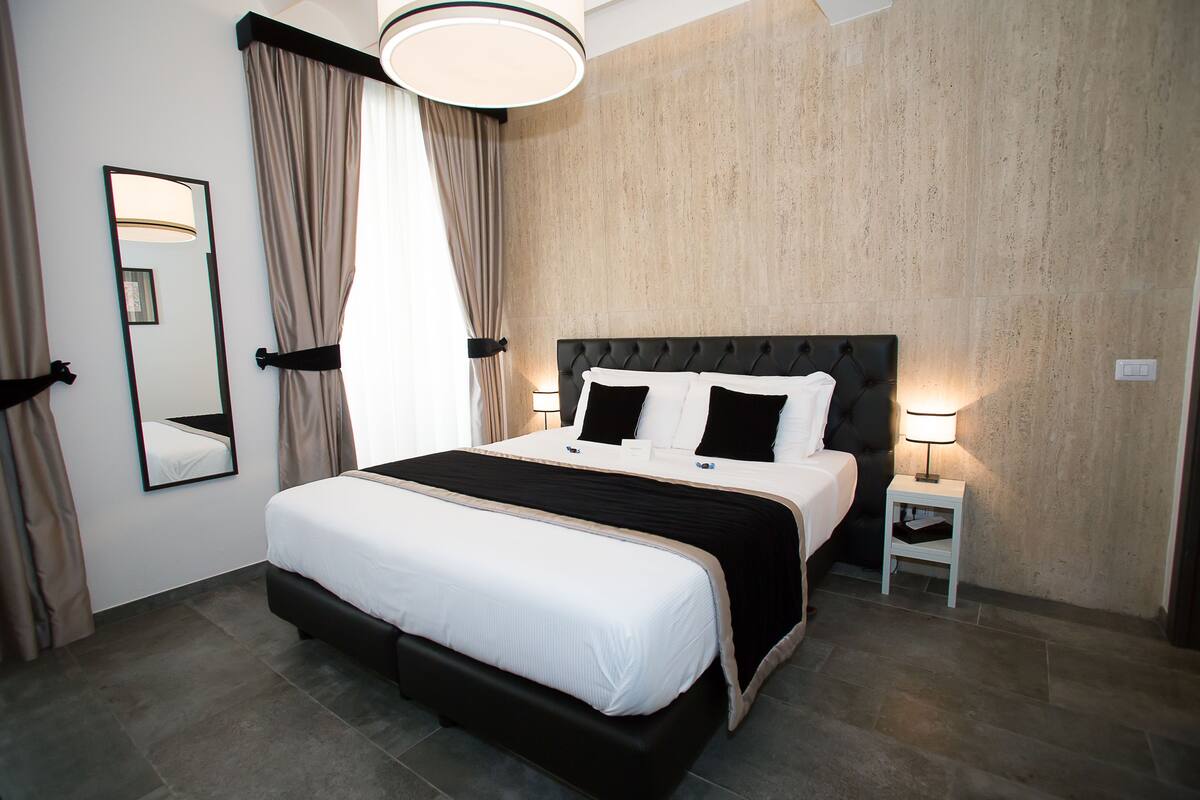 Superior Double Room | Egyptian cotton sheets, premium bedding, pillowtop beds, minibar