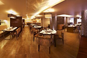 Dining - The Royale Senate Hebbal (Bengaluru)