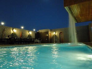 Outdoor pool - Yas Express Hotel (Ras Al Khaimah)