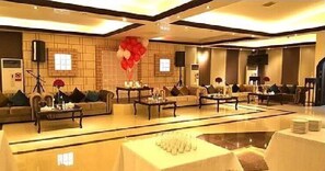 Lobby - Yas Express Hotel (Ras Al Khaimah)