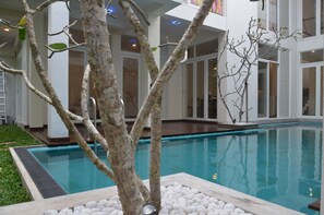 Piscina a l'aire lliure 