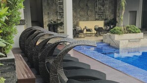 Sun deck