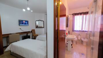 Double Room | Premium bedding, desk, soundproofing, free cots/infant beds