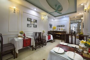 Dining - Hanoi Daisy Hotel (Hanoi)