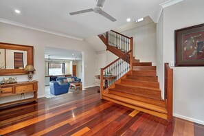 Interior - Beachcomber Holiday House (Clifton Beach)