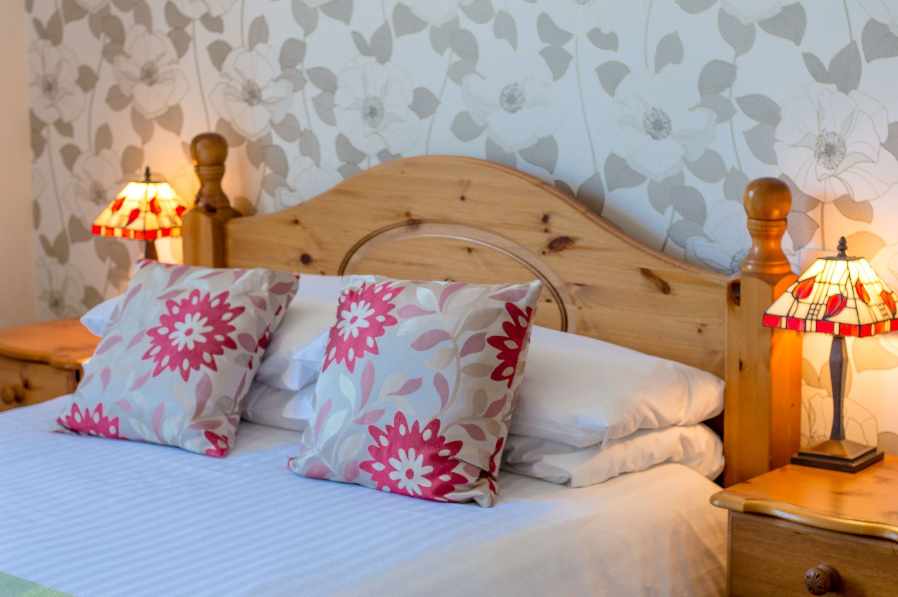 Premium bedding, in-room safe, desk, iron/ironing board