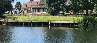 Pike & Eel Hotel and Marina