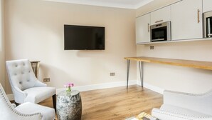 Lounge - The Westerly London (London)