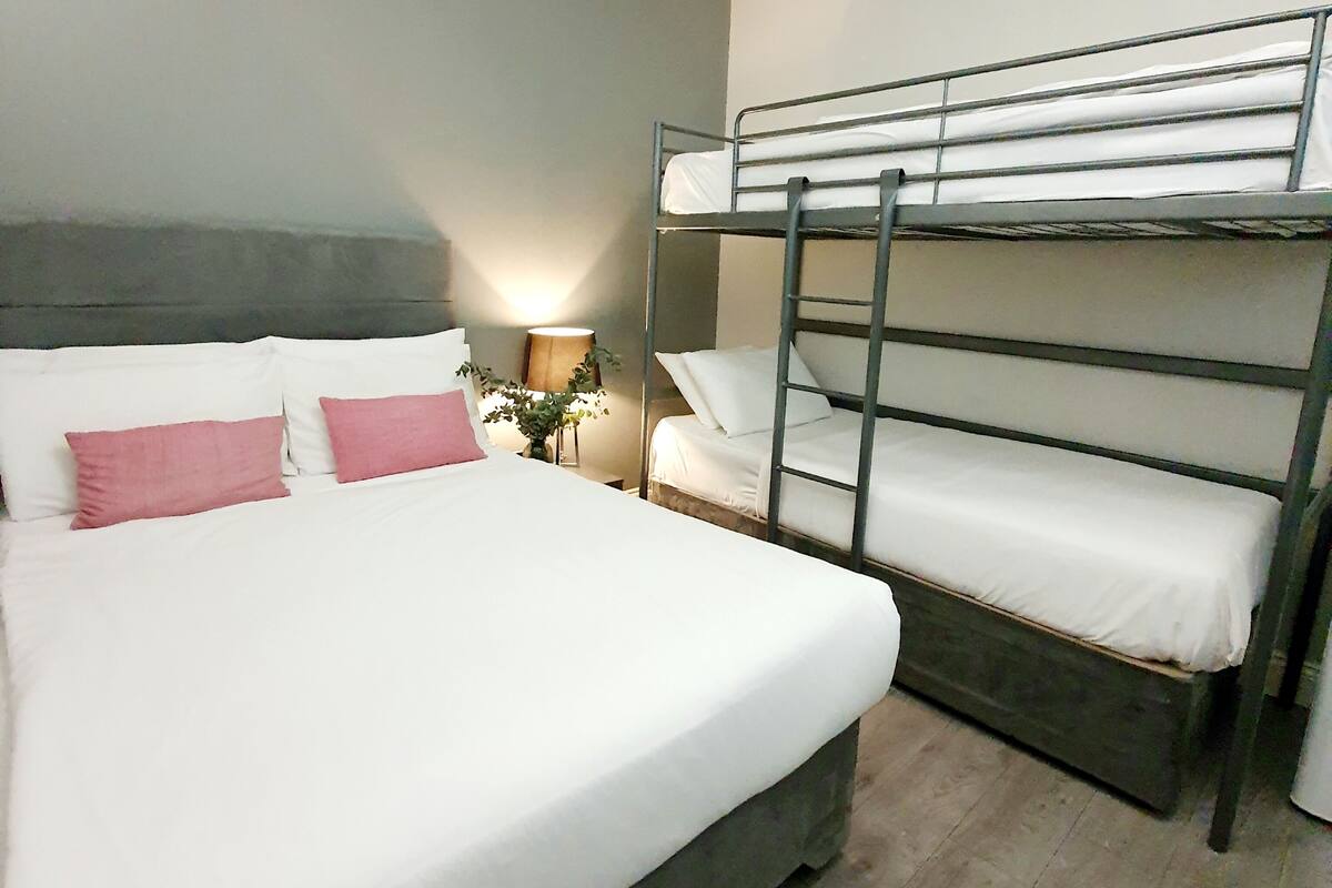 Suite, Private Bathroom | 1 bedroom
