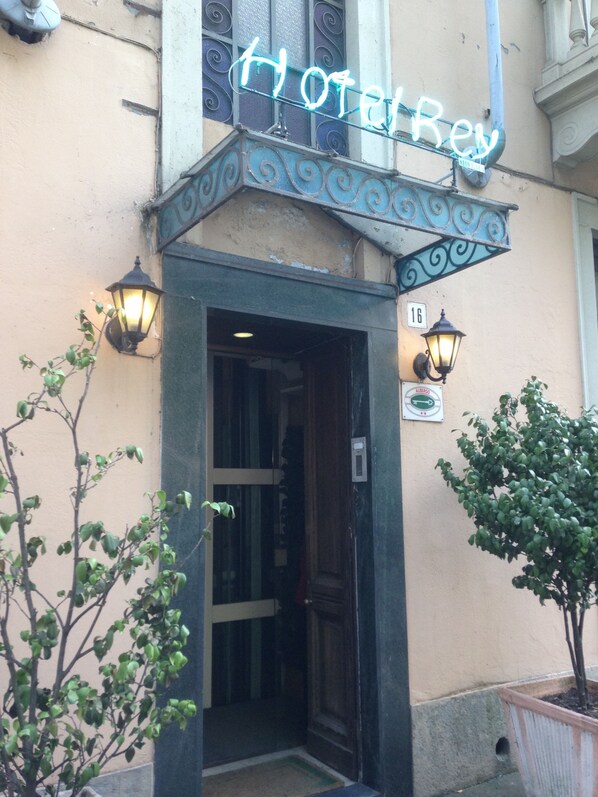 Entrée de l’hébergement