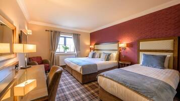 Superior Double or Twin Room | Desk, soundproofing, iron/ironing board, rollaway beds (surcharge)
