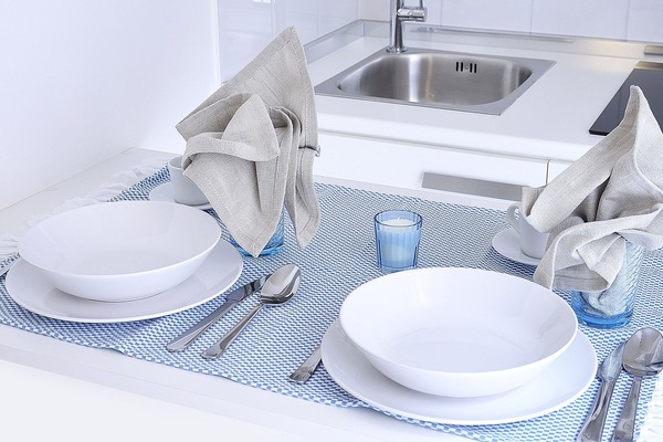 Suite, Balcony | Dapur peribadi | Peti sejuk/penyejuk beku saiz penuh, ketuhar gelombang mikro, dapur