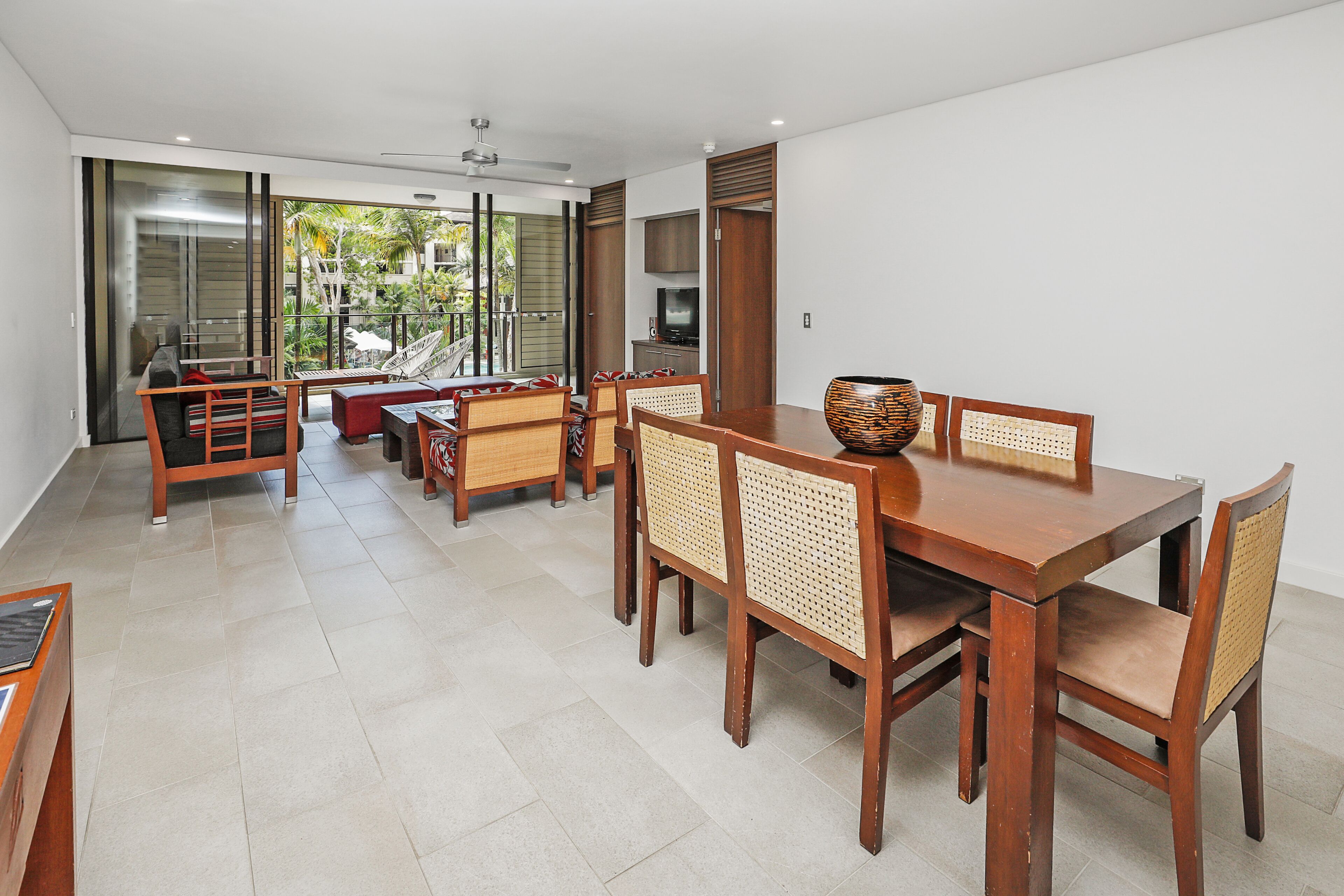 apartment, 2 bedrooms | living area | lcd tv, dvd player