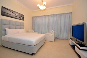 Iron/ironing board, rollaway beds, free WiFi - Piks Key - Burj Al Nujoom (Dubai)