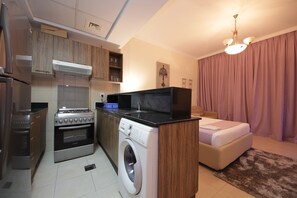 Iron/ironing board, rollaway beds, free WiFi - Piks Key - Burj Al Nujoom (Dubai)