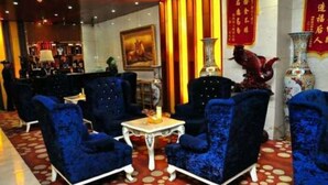 Breakfast, lunch and dinner served - Qinghai Huangzi Haoting Hotel (Xining)