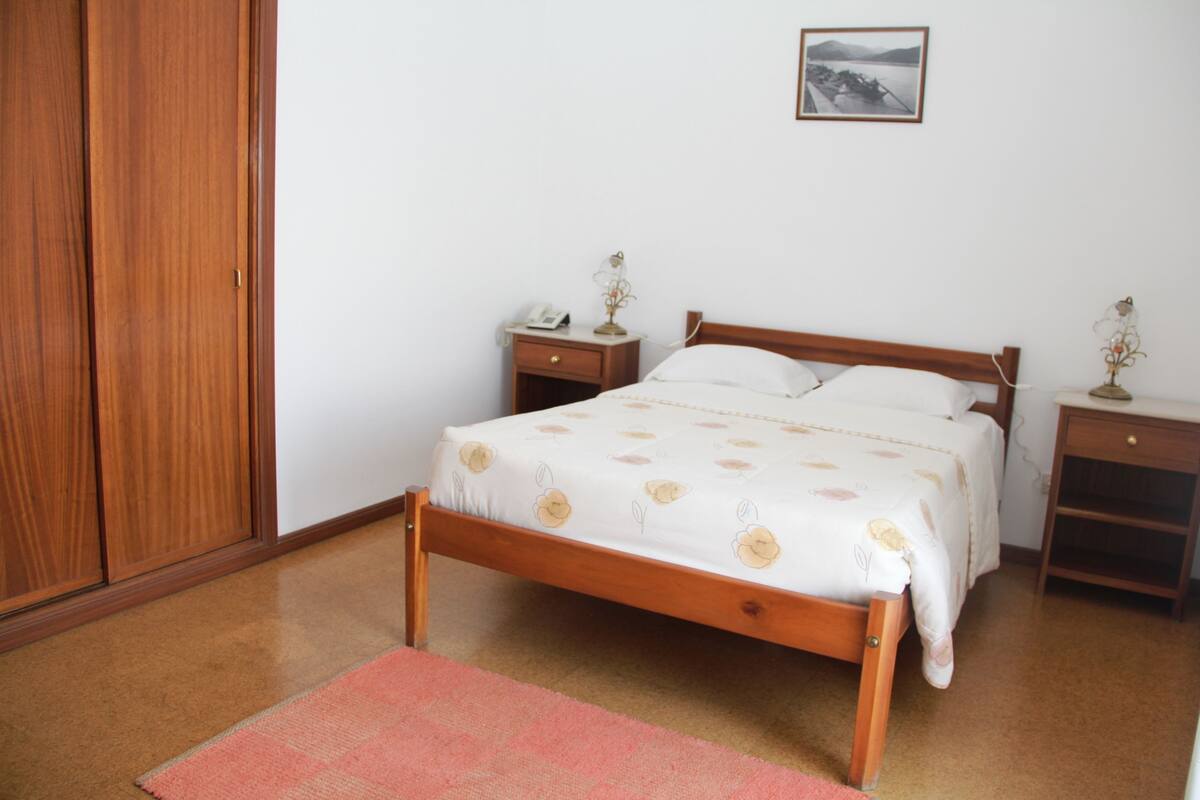 Chambre Double, 1 lit double | Wi-Fi gratuit