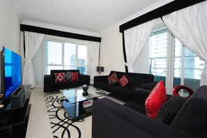 Apartment, 3 Bedrooms | Living room | LED TV - Piks Key - Dubai Marina Heights (Dubai)