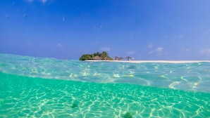 View from property - Palm Beach Island Resort & Spa Maldives (Madhiriguraidhoo Island)