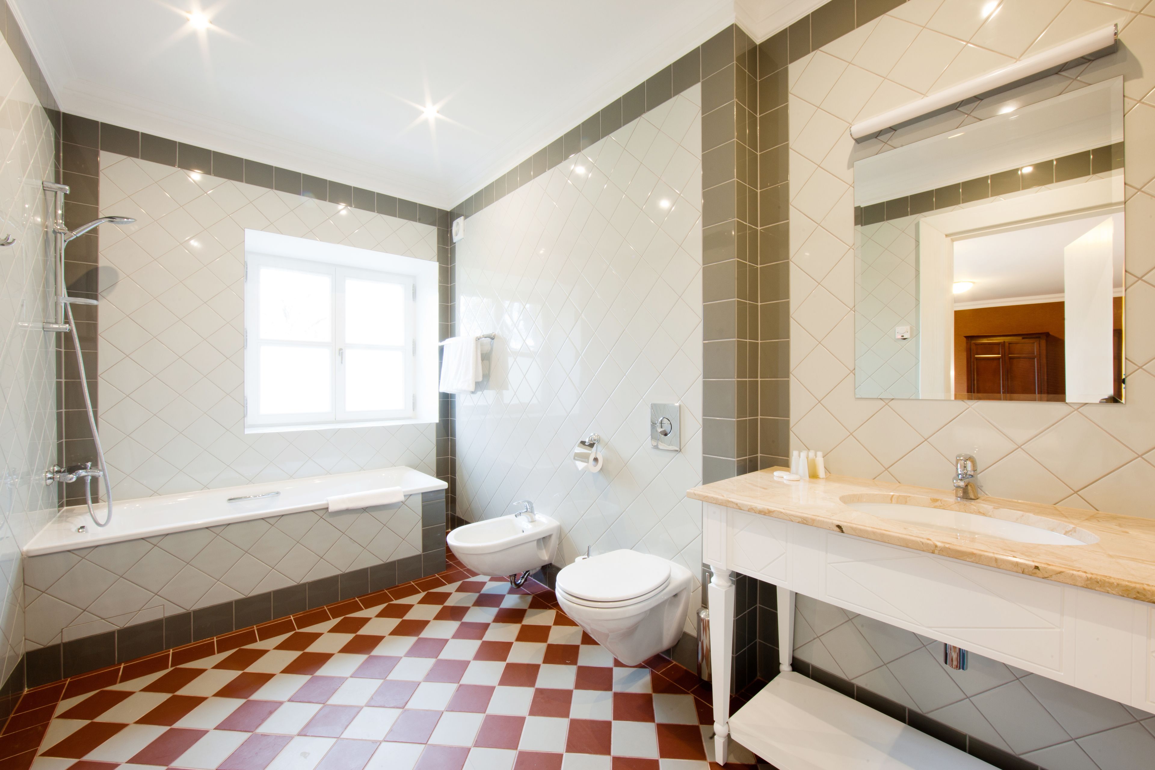 family room | bathroom | free toiletries, hair dryer, bathrobes, slippers